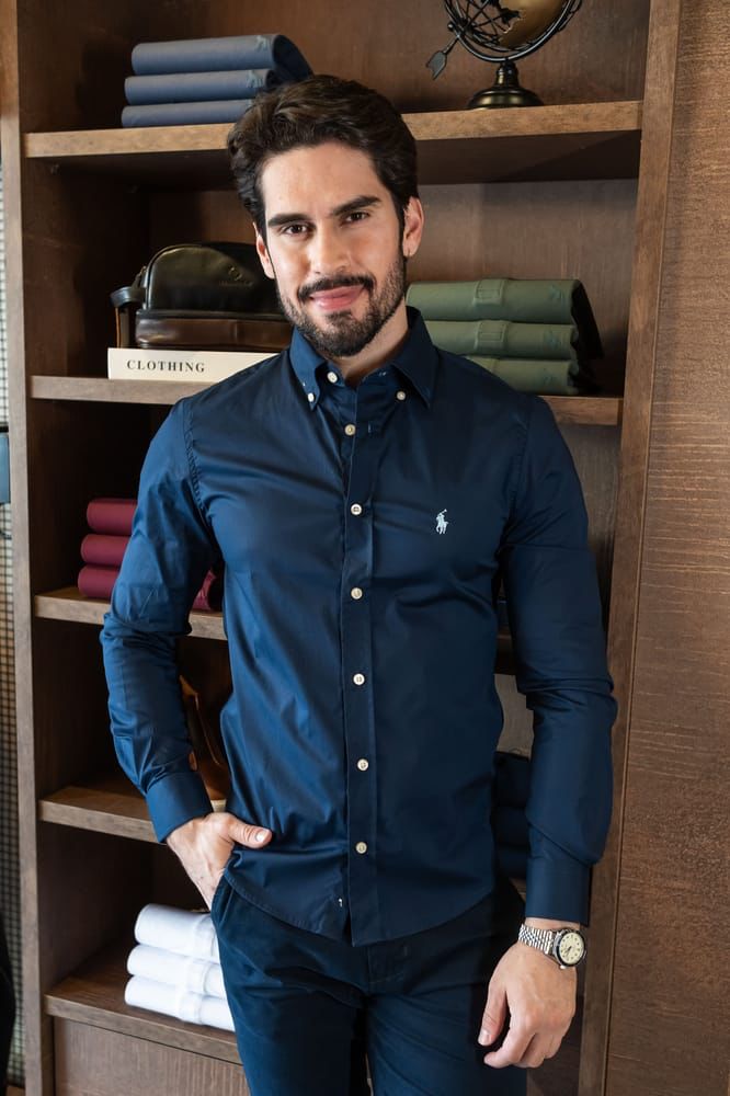 Camisa Azul oscuro Clasica