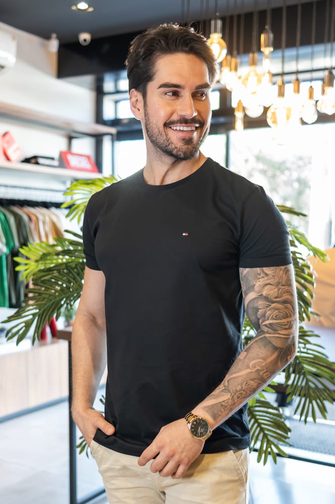 Camiseta Basica Negra TM - Norva Select