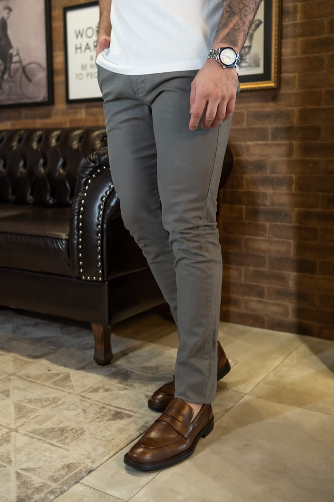 Pantalon Gris Claro RL