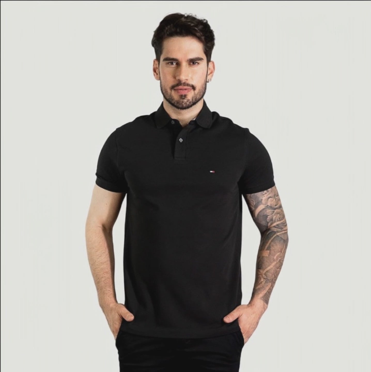 Camiseta Tipo Polo Negra TM