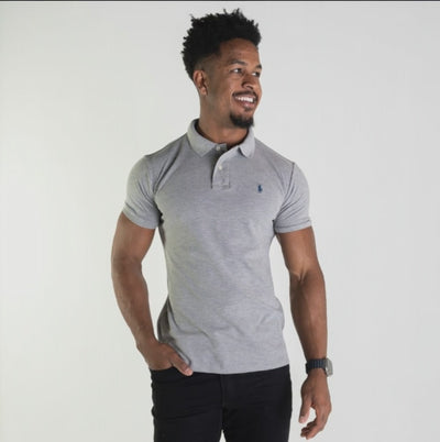 Camiseta Tipo Polo Gris Clasica